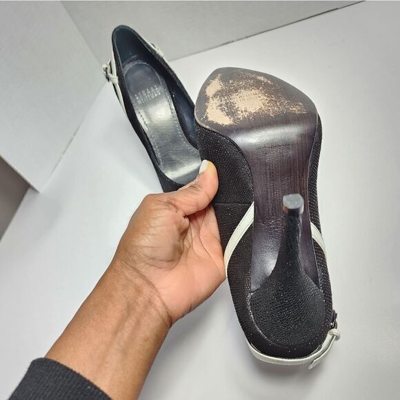 Stuart Weitzman  - Picture 16 of 17